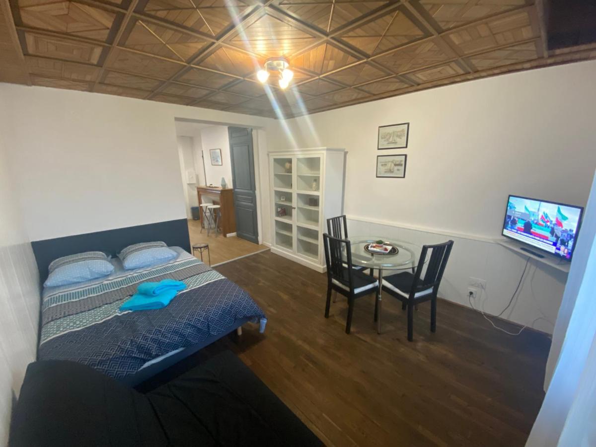 Au Bouquet Troyen - Wifi - Calme Et Tranquillite Apartman Troyes Kültér fotó