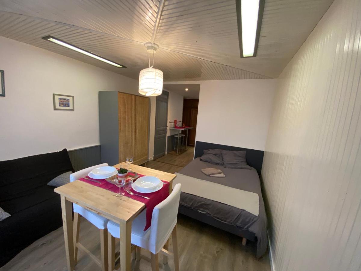Au Bouquet Troyen - Wifi - Calme Et Tranquillite Apartman Troyes Kültér fotó